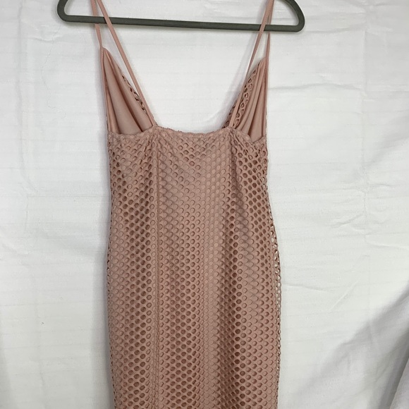 Prettylittlething dress - Picture 5 of 10